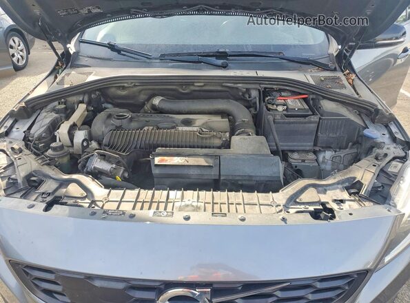 YV4612UM3G2000554 2016 VOLVO S60 Gray Вид задньої частини салону