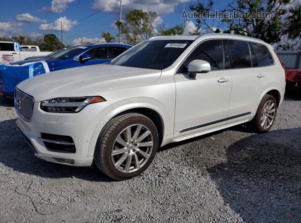 YV4A22PL2H1105782 2017 VOLVO XC90 White Przód lewy