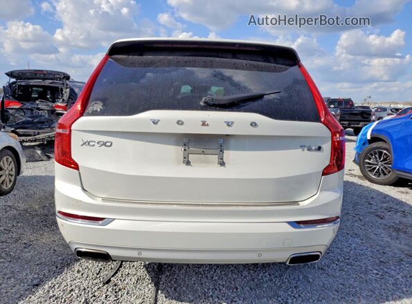 YV4A22PL2H1105782 2017 VOLVO XC90 White Widok z tyłu
