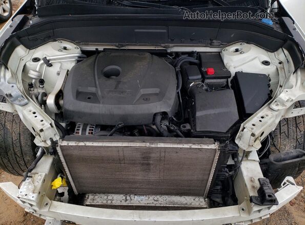 YV4A22PL8G1014580 2016 VOLVO XC90 White Vista del compartimento del motor