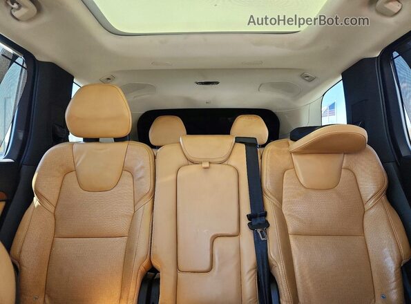 YV4A22PLXG1023295 2016 VOLVO XC90 Серебряный Вид задних сидений