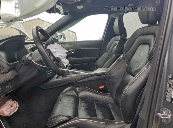 YV4A22PM1L1610617 2020 VOLVO XC90 Charcoal Widok wnętrza z przodu