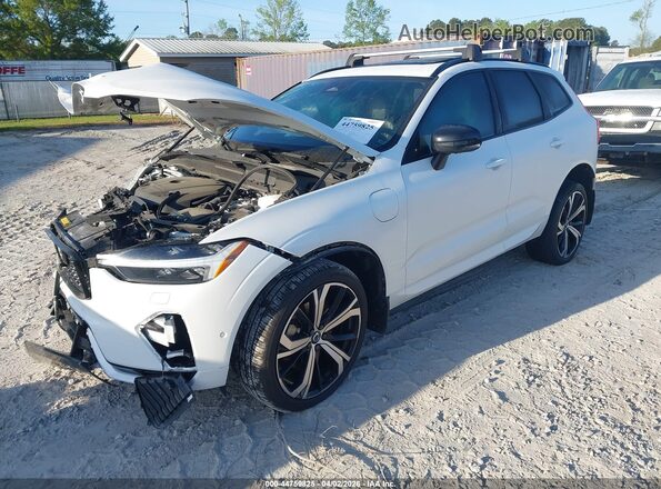 YV4H60DM9N1052627 2022 VOLVO XC60 RECHARGE PLUG-IN HYBRID White Przód lewy