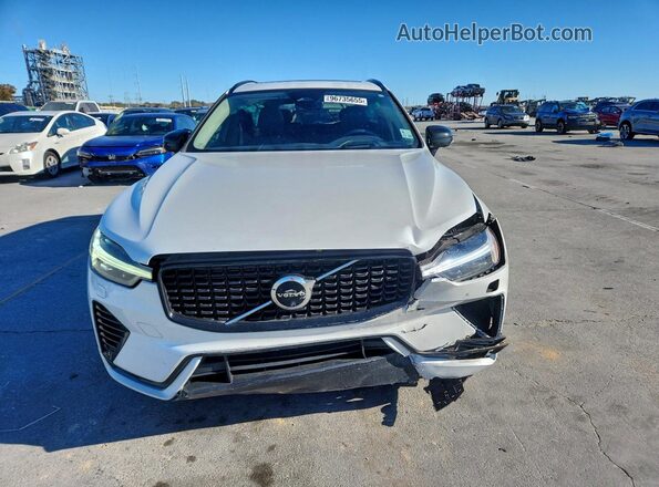 YV4H60DX9P1216780 2023 VOLVO XC60 White Vista frontal