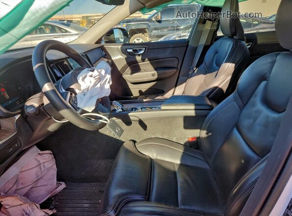 YV4H60DX9P1216780 2023 VOLVO XC60 White Vista interior delantera