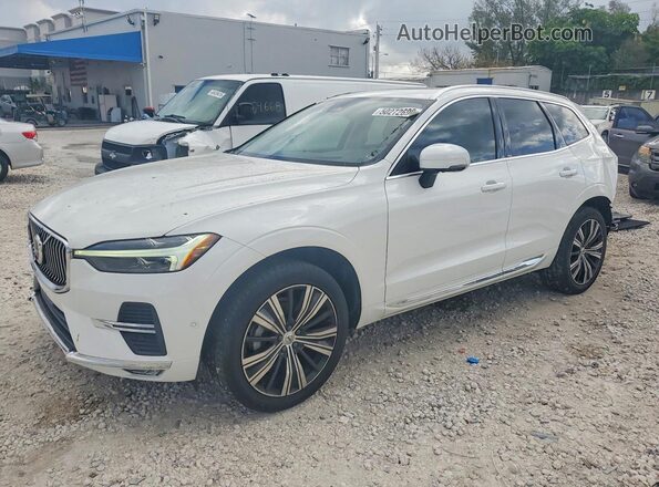 YV4L12DL2N1905154 2022 VOLVO XC60 Белый Передняя левая четверть