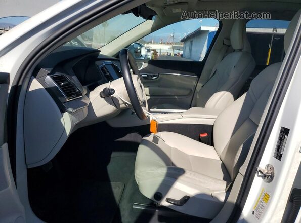 YV4L12PEXR1240586 2024 VOLVO XC90 Белый Вид салона спереди