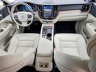 2022 Volvo Xc60 B5 Momentum Белый vin: YV4L12RK4N1986643