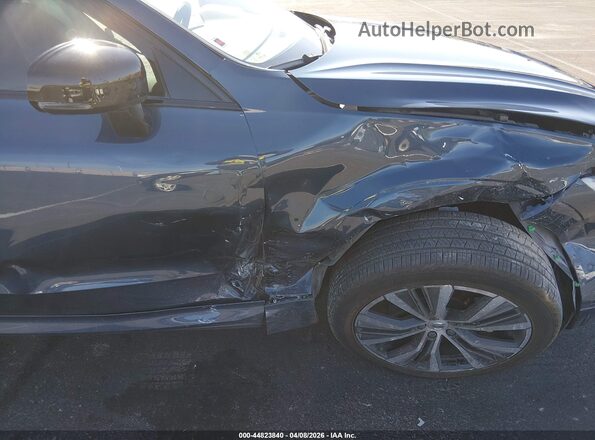 YV4M12RC2S1225473 2025 VOLVO XC60 Blue Вид спереду
