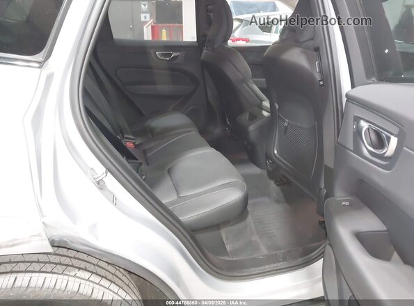 YV4M12RC9S1007661 2025 VOLVO XC60 Серебряный Вид наклейки с VIN-кодом