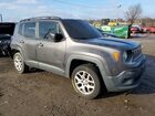 2016 Jeep Renegade Latitude Серый vin: ZACCJBBTXGPC52193