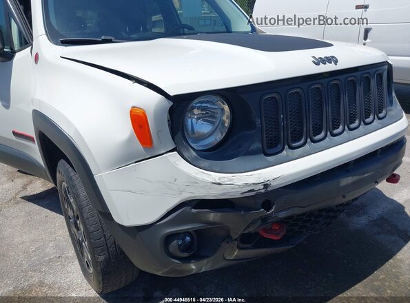 ZACCJBCT6GPD70790 2016 JEEP RENEGADE Белый Вид спереди