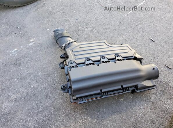 ZACNJAA14LPL22782 2020 JEEP RENEGADE Silver Engine compartment view