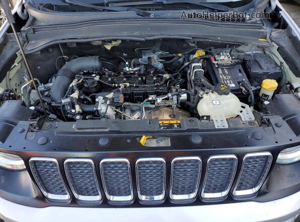 ZACNJAA14LPL22782 2020 JEEP RENEGADE Silver Rear interior view