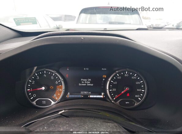 ZACNJDB17NPN63237 2022 JEEP RENEGADE White Widok tylnych siedzeń