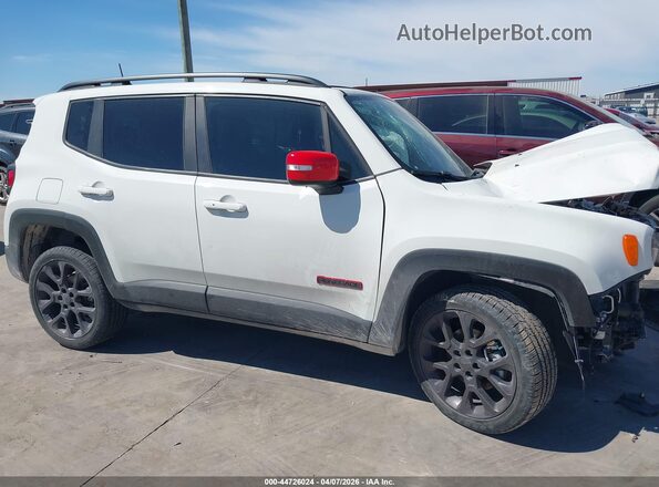 ZACNJDB19PPP54838 2023 JEEP RENEGADE White Vista interior trasera