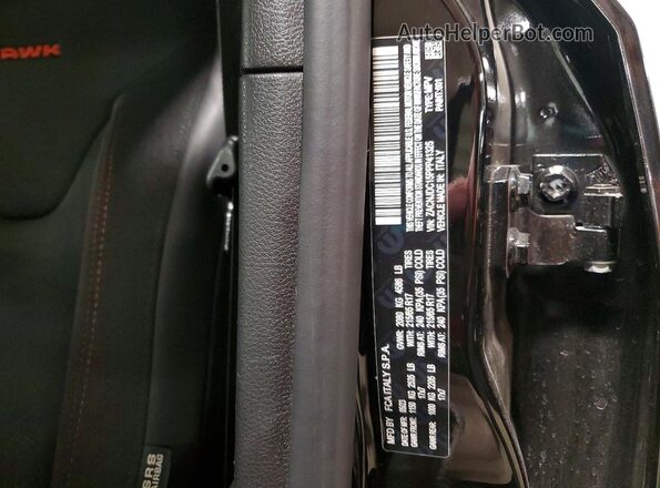ZACNJDC15PPP41325 2023 JEEP RENEGADE Black Engine compartment view