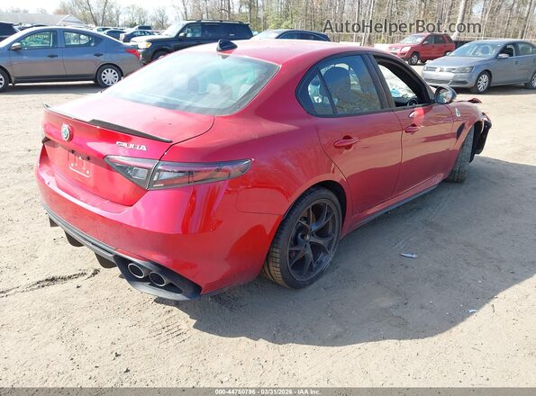 ZARFAMEV9R7686813 2024 ALFA ROMEO GIULIA Красный Задняя правая четверть