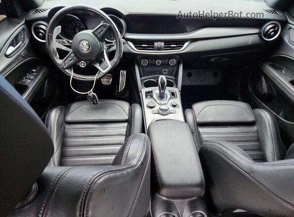 ZASPAKBN3N7D38188 2022 ALFA ROMEO STELVIO Blue Widok deski rozdzielczej