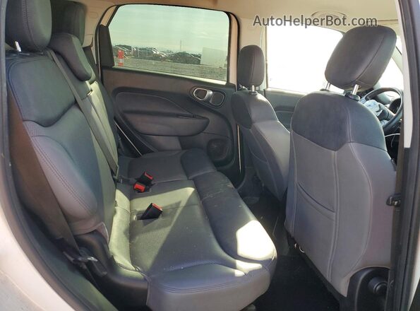 ZFBCFADH6HZ039073 2017 FIAT 500L Белый Вид задних сидений