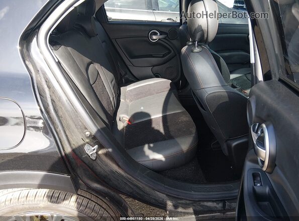 ZFBCFXCB3JP681235 2018 FIAT 500X Black Widok naklejki z numerem VIN