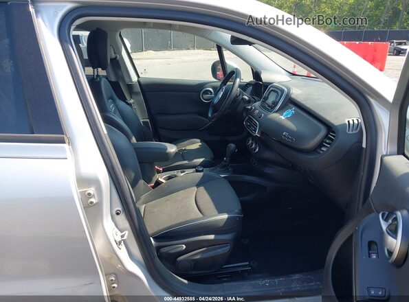 ZFBCFXCT0GP334709 2016 FIAT 500X Silver Widok wnętrza z przodu