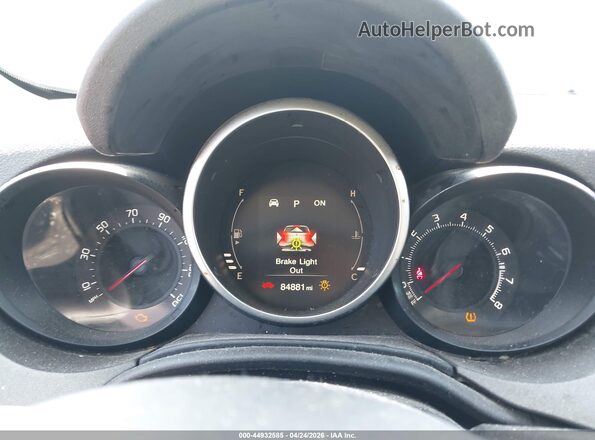 ZFBCFXCT0GP334709 2016 FIAT 500X Silver Widok tylnych siedzeń