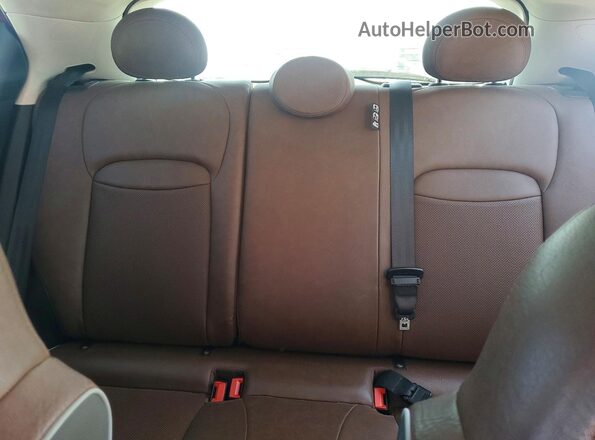 ZFBCFXDB2HP528306 2017 FIAT 500X Red Rear seats view