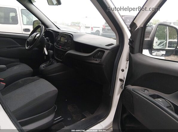 ZFBERFAB0J6K18696 2018 RAM PROMASTER CITY Белый Вид салона спереди
