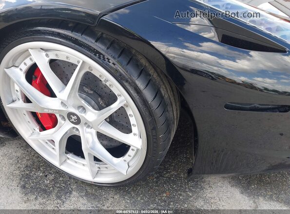 ZFF68NHA2F0211126 2015 FERRARI 458 Black 