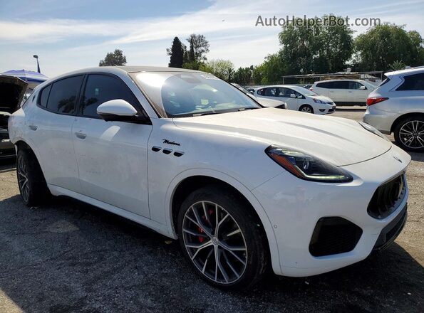 ZN682AVM0P7433915 2023 MASERATI GRECALE White Front right