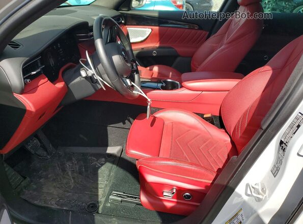 ZN682AVM7P7442532 2023 MASERATI GRECALE Silver Vista interior delantera