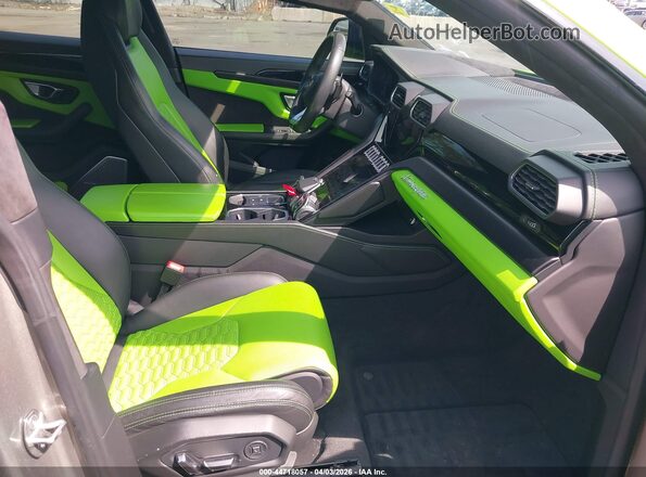 2022 LAMBORGHINI URUS GRAPHITE CAPSULE/PEARL CAPSULE