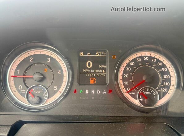 3C6UR5DL8HG620599 2017 RAM 2500 Белый Вид щитка приборов