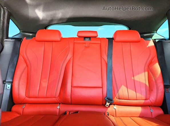 5UXKU2C36H0X46932 2017 BMW X6 Белый Вид задней части салона