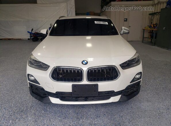 WBXYJ5C39JEF77980 2018 BMW X2 White Widok z tyłu