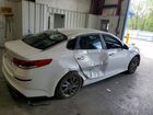 2020 Kia Optima Lx Белый vin: 5XXGT4L3XLG392345
