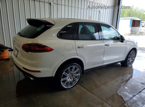 WP1AA2A22JKA07176 2018 PORSCHE CAYENNE Белый Передняя правая четверть