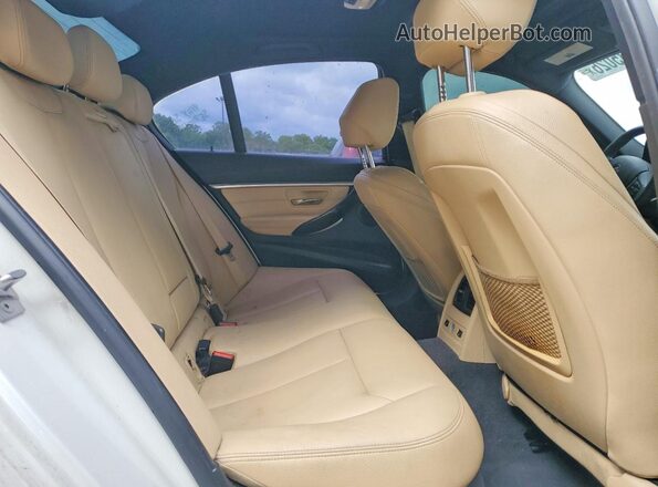 WBA8D9G35HNU61721 2017 BMW OTHER Белый Вид задней части салона