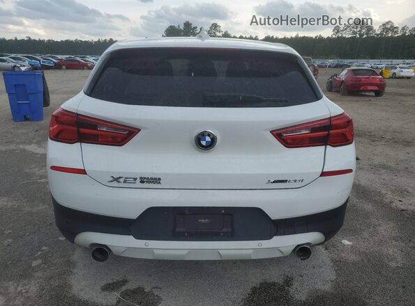 WBXYJ5C39JEF81365 2018 BMW X2 Белый Вид салона спереди