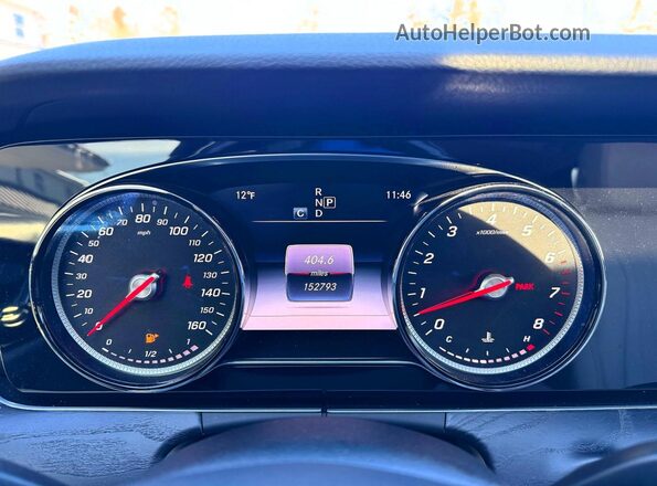 WDDZH6GB9HA239374 2017 MERCEDES-BENZ E Gray Widok wnętrza z tyłu