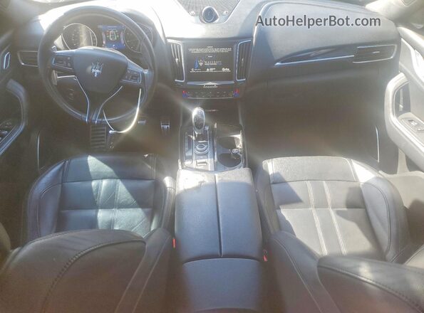 ZN661XUS9HX243254 2017 MASERATI LEVANTE Gray Instrument cluster view