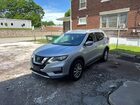2018 Nissan Rogue S Серебряный vin: 5N1AT2MV9JC845437