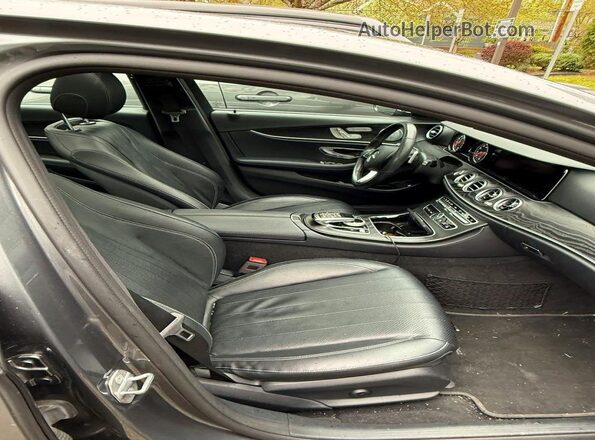 WDDZF4KB2JA403992 2018 MERCEDES-BENZ E Серый Вид сзади