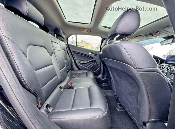 WDCTG4EB6KU007843 2019 MERCEDES-BENZ GLA Black Widok wnętrza z przodu