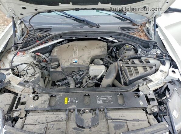 5UXWX9C32H0W79733 2017 BMW X3 Белый Вид подкапотного пространства