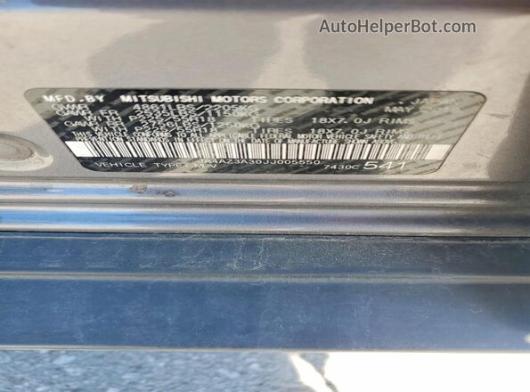 JA4AZ3A30JJ005550 2018 MITSUBISHI OUTLANDER Серый Панорамный вид салона 360°