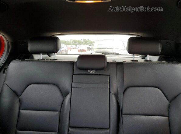 W1NTG4EBXLU040022 2020 MERCEDES-BENZ GLA Красный Вид задней части салона