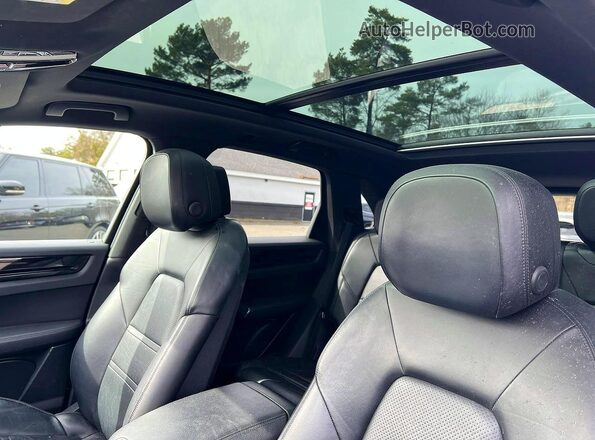 WP1AA2AY3KDA00814 2019 PORSCHE CAYENNE Blue Vista de los asientos traseros