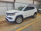 2024 Jeep Compass Latitude Белый vin: 3C4NJDBN8RT138937